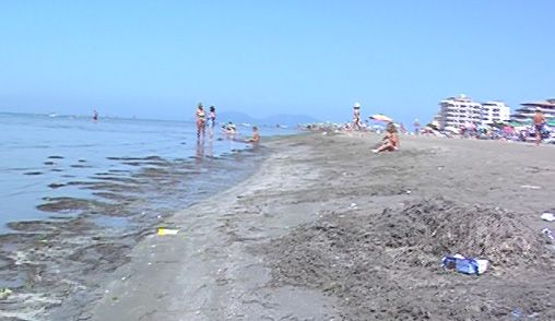 PRAG SEZONI/ Dy plazhet ku nuk duhet të laheni, edhe këtë vit do derdhen ujërat e zeza