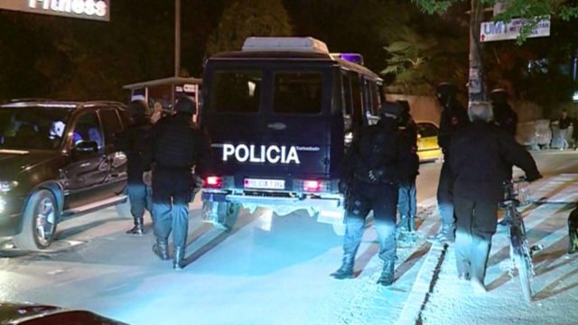 “Ju japim drogë sa të doni”/ Tre mallakastriotët KAPEN MAT duke shitur hashash (EMRAT)