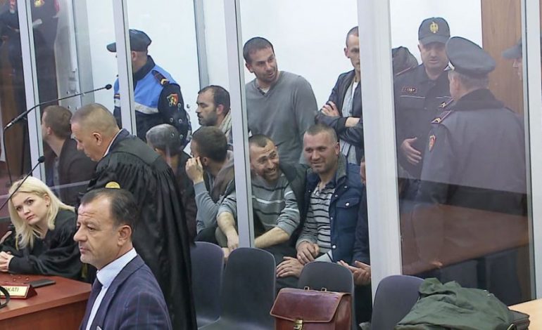 Ndryshim i masës së sigurisë/ Gjyqi për 11 protestuesit e Rrugës së Kombit sot në Shkodër