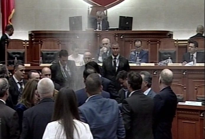 Pas Nokës, nga Kuvendi përjashtohet edhe deputeti Ervin Salianji