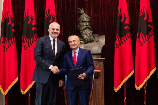 Meta uron 27 vjetorin e Partisë Socialiste: Përgjegjësi në funksion të së ardhmes europiane