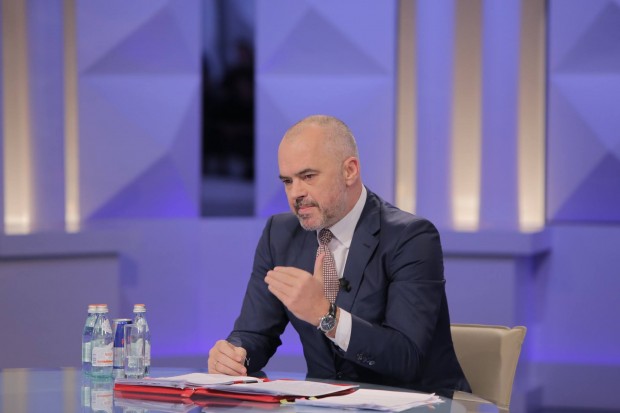 TAKSA E RRUGËS/ Rama: Mbajmë përgjegjësi për banorët e shqetësuar. Kontrata është…