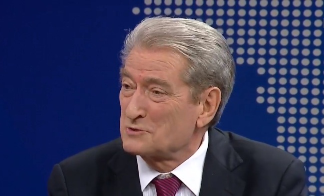 “Të dënojmë me ashpërsi narkoqeverinë e Ramës”/ Berisha: Rekomandimi pozitiv u dha për arsye strategjike…