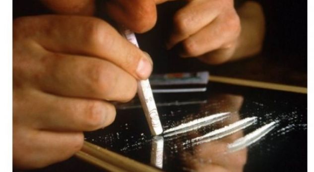 “THE TELEGRAPH”/ Shqiptarët konkurrentë të frikshëm për KOKAINËN, si i po “falimentojnë” bandat rivale (FOTO)