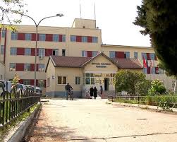 Piu paracetamol se i dhimbte koka/ E reja nga Shkodra përfundon në spital pasi…