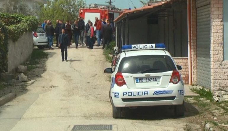 “Largohuni se do na vrasin”/ Si dështoi sulmi ndaj “të fortëve” të Fierit, kamarieri pa lëvizjet e dyshimta dhe…
