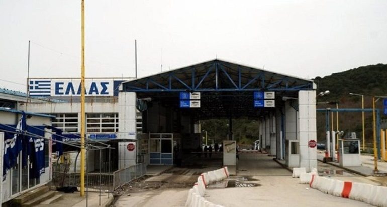 1 KG KOKAINË NË KAKAVIJË/ Shoferi shqiptar i autobusit arratiset me vrap. E kishte fshehur në…