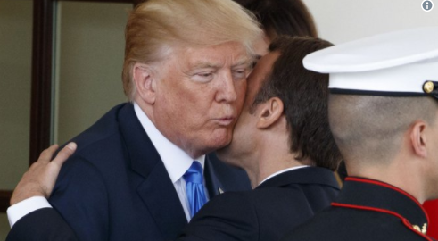 Puthja Macron-Trump që po çmend Amerikën (Foto)