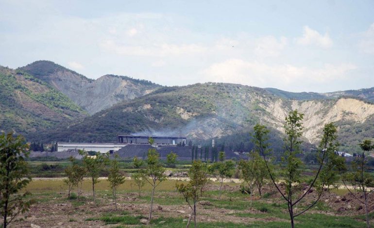 Shkrihet Inspektorati i Mjedisit/ Prokuroria nis procedim penal për Rafinerinë e Naftës në Elbasan