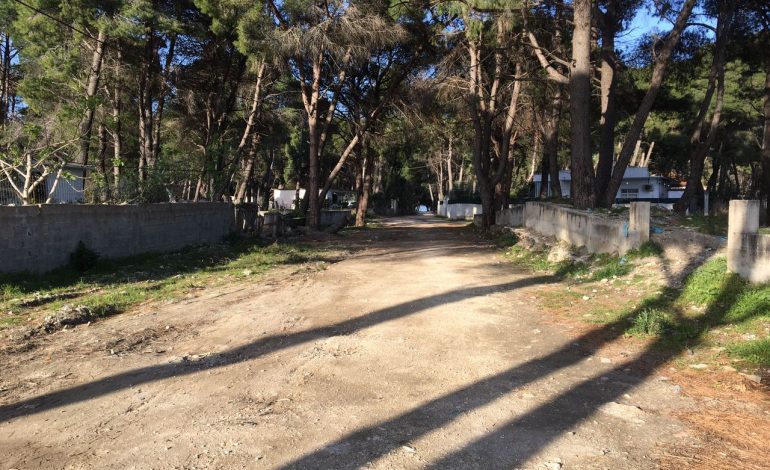 Eksploziv “AUDIT-t” në Vlorë, nga flakët digjet dhe një “Benz” (FOTO)