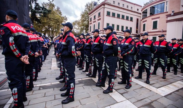 VETTINGU/ Cilat janë 18 dokumentet që u janë kërkuar policëve për PASURINË