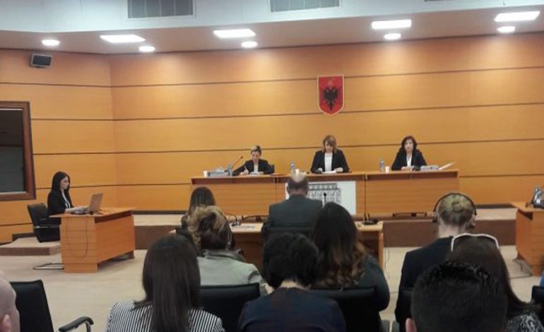 Në sitën e Vettingut ALTINA XHOXHAJ/ Gjyqtarja e tretë nga Kushtetuesja i nënshtrohet filtrave të procesit