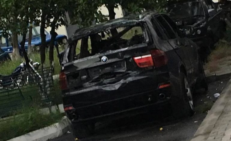 Shkrumbohet një BMW X5 pranë Portit të Durrësit, dalin DETAJET e para. Pronari i automjetit…