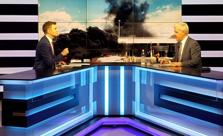 Deklarata e FORTË e Xhafaj: Grupe brenda dhe jashtë vendit tentojnë të destabilizojnë Shqipërinë