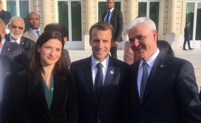 FRANCA SKEPTIKE? Xhafaj takim me Macron: Vlerësimet tuaja, shumë inkurajuese dhe… (FOTO)