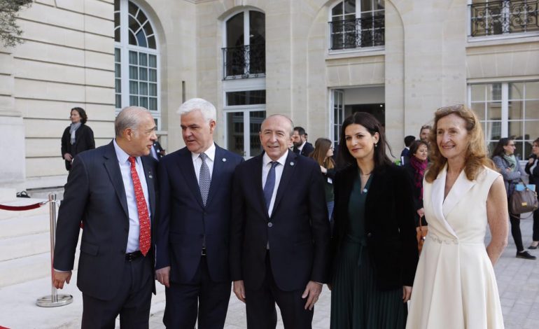 Xhafaj takim me homologun francez: Së shpejti në Paris ose Tiranë, për të vlerësuar punën e bërë