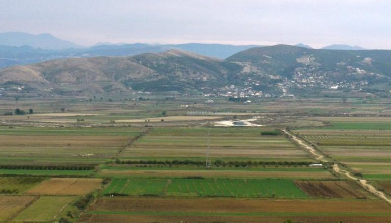 Ja morën tokën ‘Locit’ dhe ja dhanë ‘Lacit’, 2.6 vite burg dy ish-zyrtarëve në Krujës