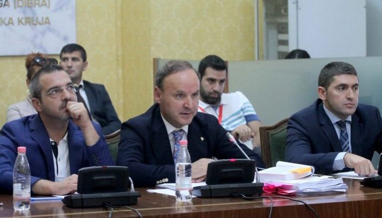 Pjesët e padëgjuara nga debati Tahiri-Hajdarmataj: Ç’punë kam unë me policët, ç’trafik droge kam bërë?!