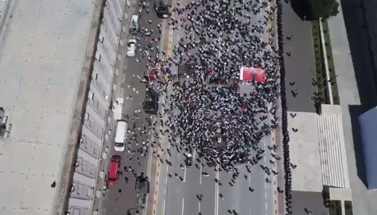 Protesta e opozitës, ironia e deputetit të PS: Për ‘Babalen’ Basha humbi edhe militantët e PD
