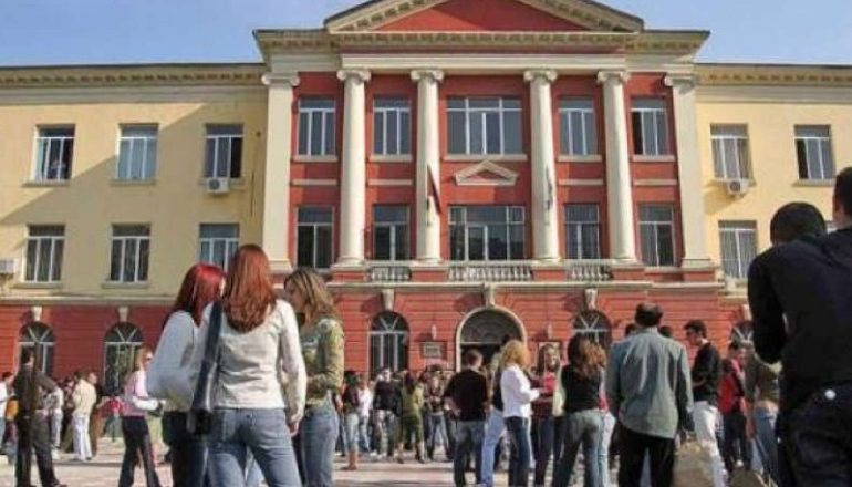 UDHEZIMI/ Rregulli me 3 raunde për maturantët, si do bëhen pranimet në universitet