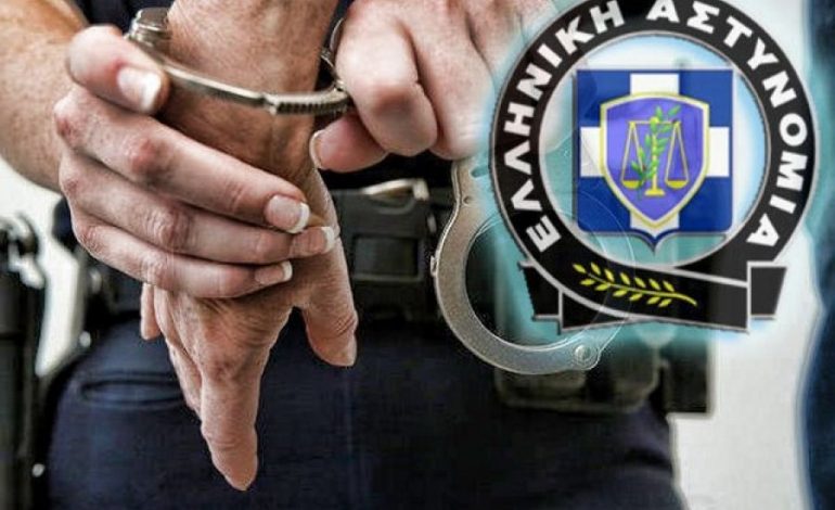 Trafikoi 600 KG DROGË/ Kapet në Janinë “POLICI” shqiptar në kërkim ndërkombëtar