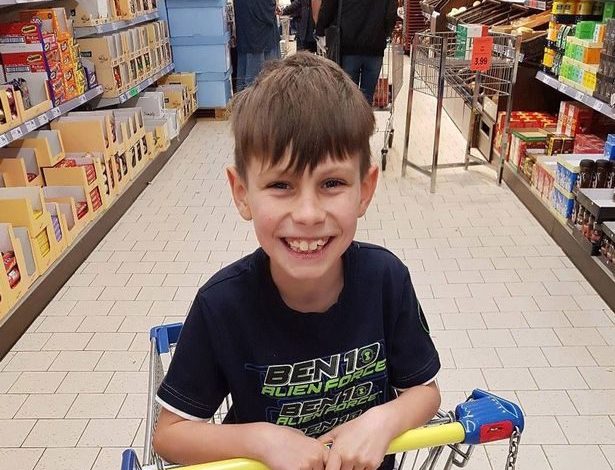 Prindërit shokohen kur marrin vesh që biri i tyre mund të shpëtohej nga vdekja me një test të thjeshtë gjaku (Foto)