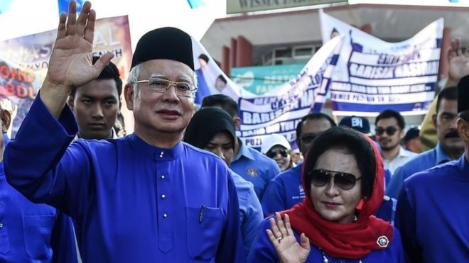 Malajzi, ish-kryeministrit Najib Razak i ndalohet largimin nga vendi