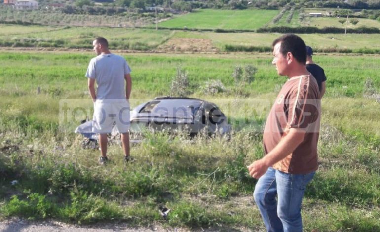 AKSIDENT I RËNDË NË FIER/ Makina del nga rruga dhe përfundon në kanal…