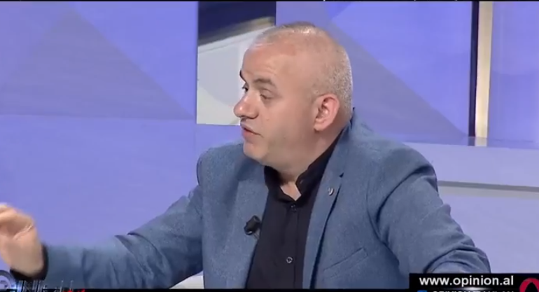 “DËSHMITARI X”/ Artan Hoxha: Nëse nuk dorëzohet pajisja origjinale, përgjimi është… (VIDEO)
