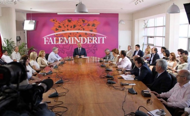 Përfundon mbledhja e grupit parlamentar të PS/ Mësohet porosia e Ramës për ministrat dhe deputetët