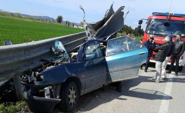 TRAGJIKE NE ITALI/ Festa me miqtë kthehet në mort, shqiptari 22-vjeç vdes në aksident