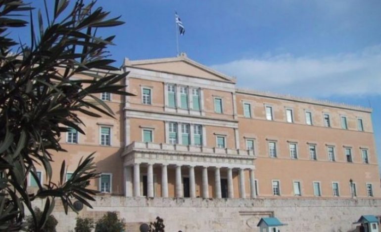 Përplasje mes pozitës dhe opozitës në Greqi për emrin e Maqedonisë