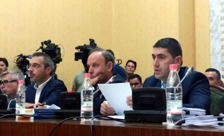 E FUNDIT/ Arta Marku SHKARKON Kryeprokurorin e Krimeve të Rënda Besim Hajdarmataj. Kush e zëvendëson
