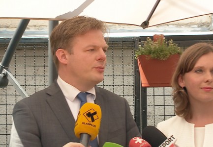 Shqetësim për Tahirin dhe vëllain e Xhafajt/ Reagon deputeti holandez: Si duket kemi shkelur në diçka….