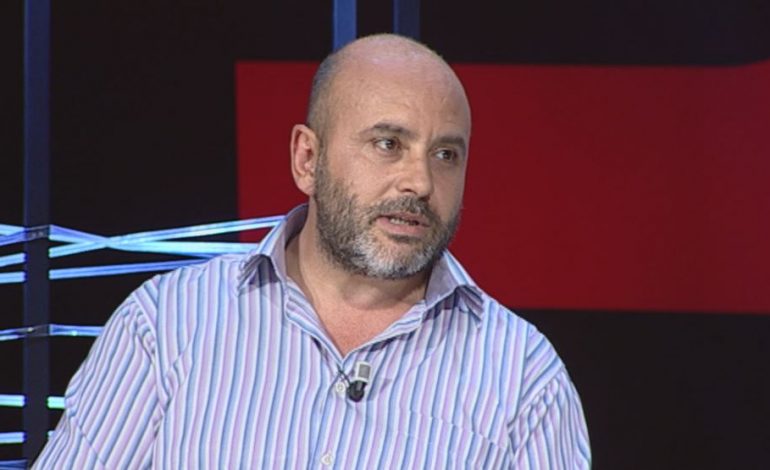 Deklarata e fortë e gazetarit të PËRGJIMIT: “Babalja” tha emra kushërinjsh të ministrave por unë…