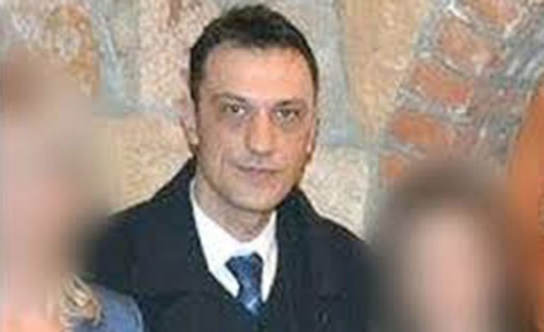Thaçi nuk dekreton serbin për Kushtetuesen: I dënuar në Serbi