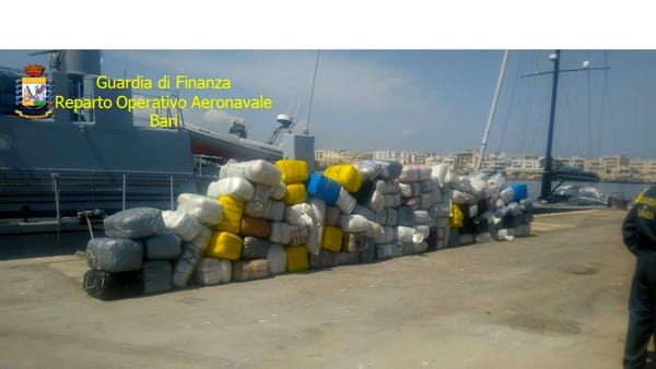 20 MILIONE EURO DROGE/ Si u kapën skafistët shqiptarë, ndjekja nga toka dhe ajri