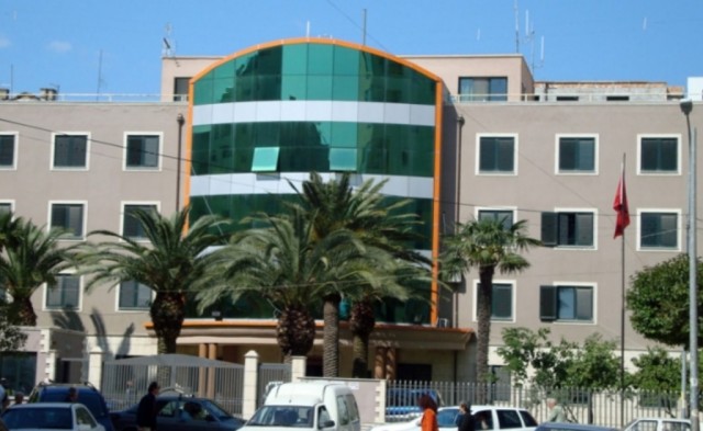PLAGOSI me thikë të riun, KAPET pas DY ditësh 18-vjeçari nga Durrësi