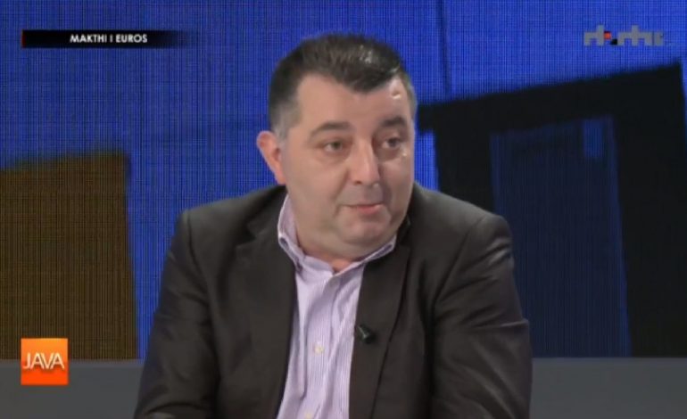 “EURO NË PIKIATË”/ Flasin ekspertët: Jemi në rrezik, kriza po vjen nga paratë e…