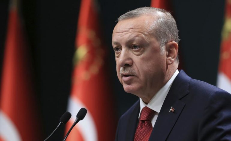 Erdogan vizitë në Britani/ Zbulohet KËRKESA për kryeministren May