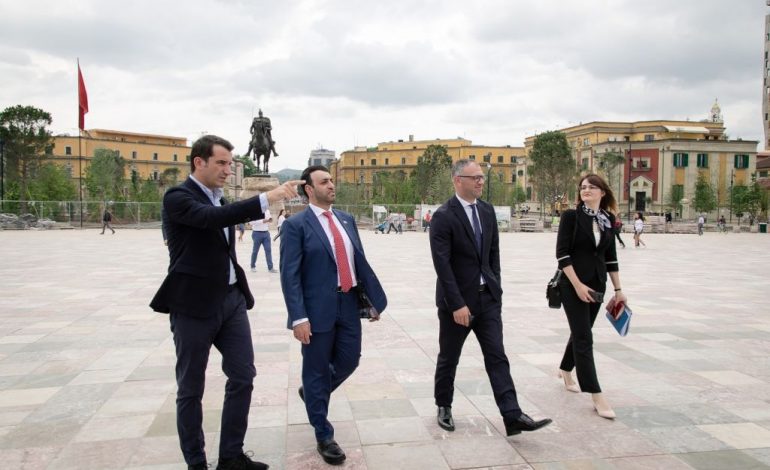 Fondi i Abu Dhabit do të financojë deri në fund projektin e Bulevardit të Ri