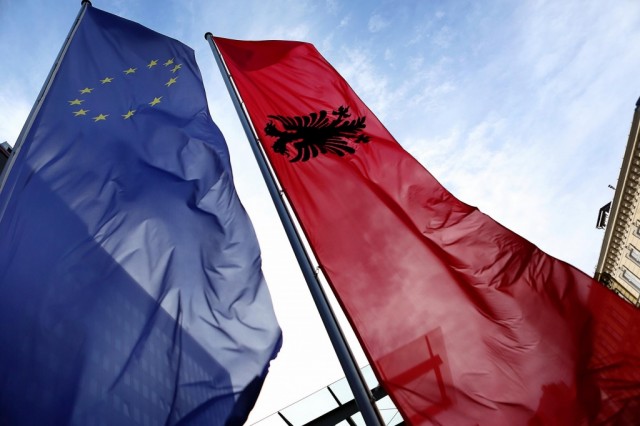 BILANCI/ Ja cilat janë partitë që nuk e duan Shqipërinë në Bashkimin Europian…