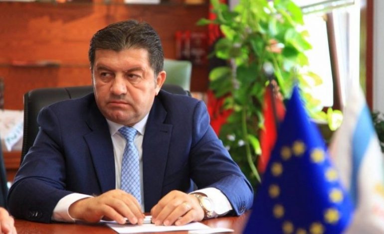 ABUZIMI ME PRONA TEK “RANA HEDHUN”/ Gjyakata rivlerëson masën e sigurisë për Fran Frrokaj në “Detyrim paraqitje”
