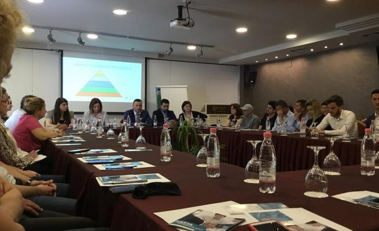 Tatimet vijojnë informimin dhe asistencën për biznesin e vogël