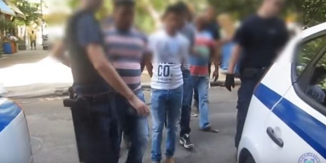 Arrestohet 47 vjeçari në Gramsh/ Goditi me MJETE TE FORTA motrën e gruas dhe…