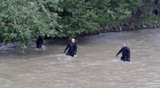I zhdukur prej 1 jave, sot rinisin kërkimet për gjetjen e trupit të policit në Lepenc