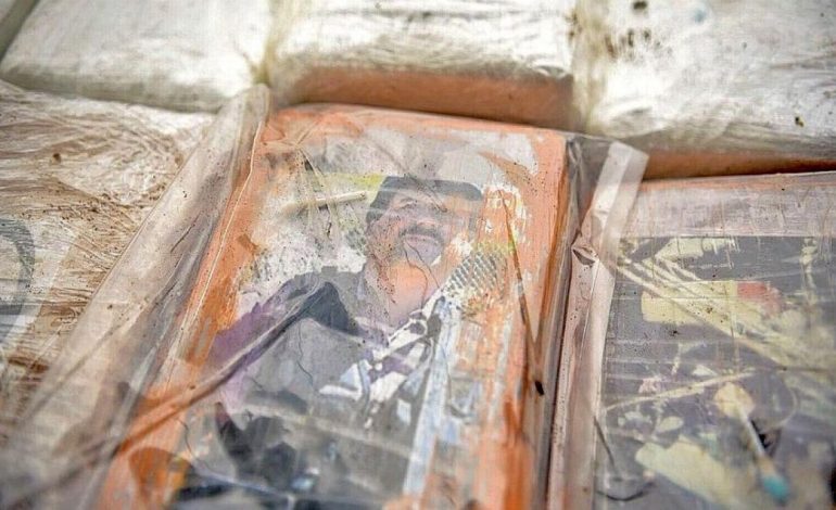 Kapet 1 ton kokainë me imazhet e “Escobar” dhe “El Chapo” në Peru (FOTO)