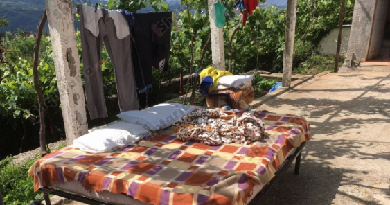 TËRMETET LËKUNDIN VLORËN/ Banorët në panik: Prej 60 vitesh s’kishim parë… (VIDEO)