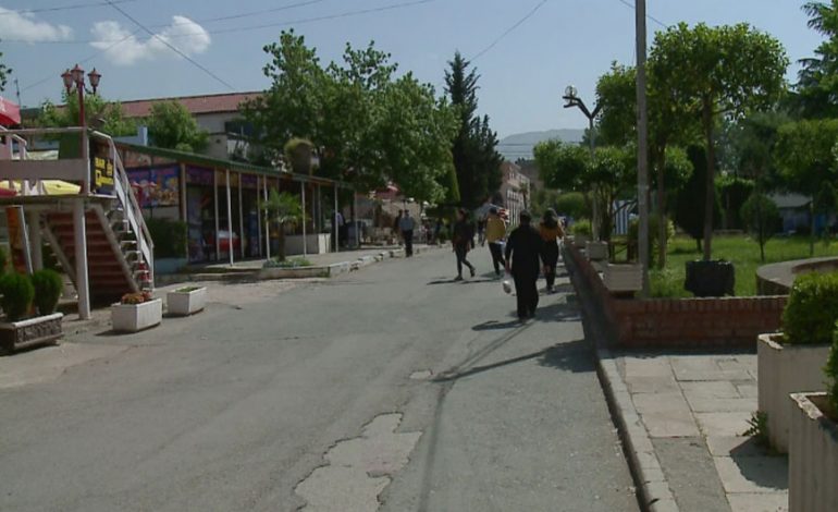 Si është shndrruar Qyteti Studenti në qendrën me më shumë pika bastesh, pa librari e bibloteka
