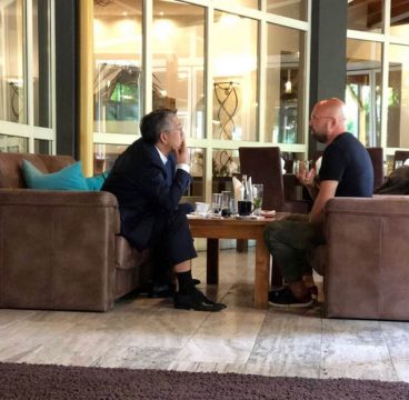 Manjani “sqaron” kafen me Donald Lu: Folëm goxha, sheshuam disa keqkuptime që…